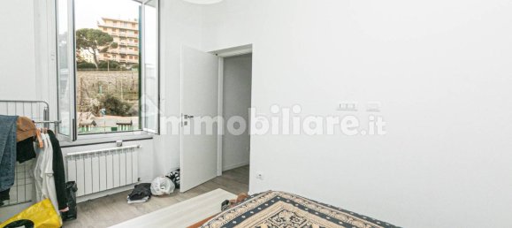 Apartamento de 2 dormitorios en Genoa, Italy No. 60412 17