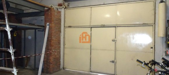 299m² Commercial property in Leon, Spain No. 81257 3