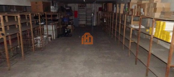 299m² Commercial property in Leon, Spain No. 81257 9