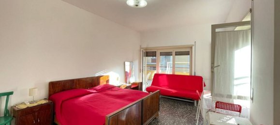 2 bedrooms Apartment in Rome, Italy No. 82009 12