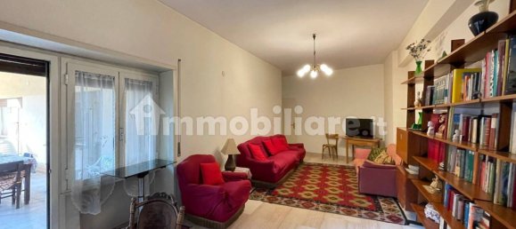 2 bedrooms Apartment in Rome, Italy No. 82009 7
