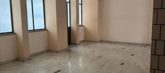 3 rooms Apartment in Turin, Italy No. 69243 4