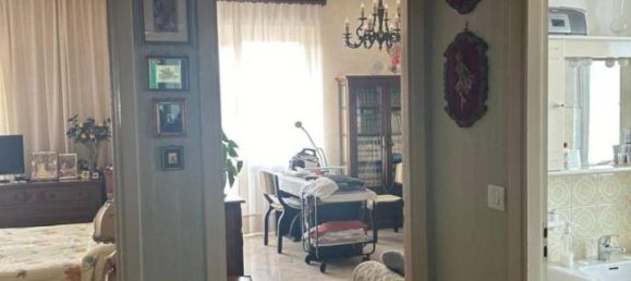 3 rooms Apartment in Turin, Italy No. 69243 7