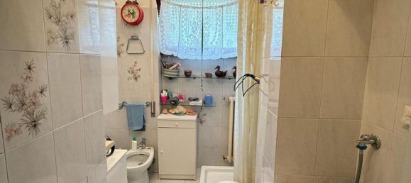 5 rooms Apartment in Rome, Italy No. 61671 45