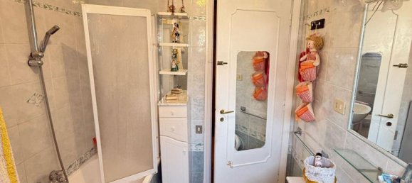 5 rooms Apartment in Rome, Italy No. 61671 36