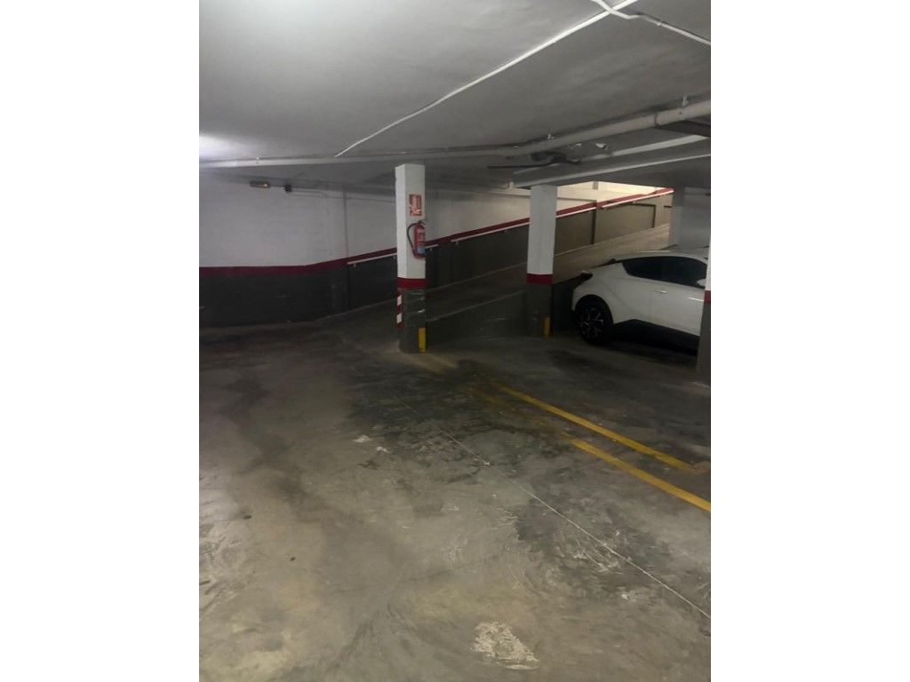 26m² Parking in Alicante, Spain No. 171854