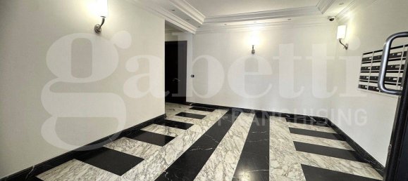 Квартира с 3 спальнями в Рим, Италия № 158936 22