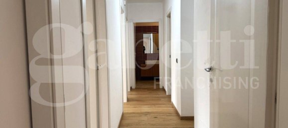 Квартира с 3 спальнями в Рим, Италия № 158936 16