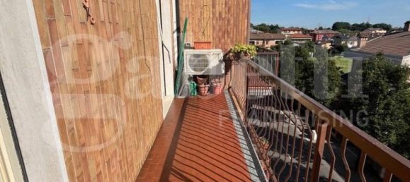 Apartamento T2 em Limbiate, Italy N.º 379983 7