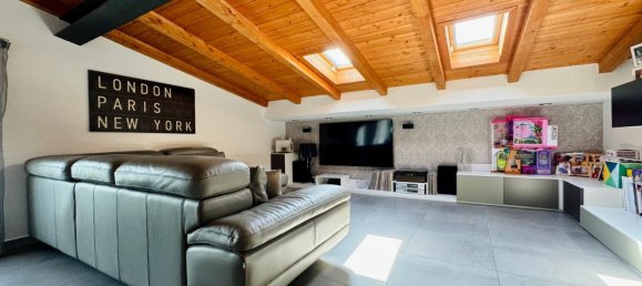 Пентхаус с 3 комнатами в Авеццано, Италия № 39735 3