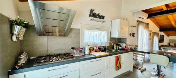 Пентхаус с 3 комнатами в Авеццано, Италия № 39735 12