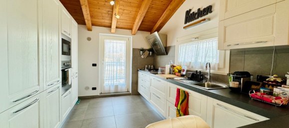 Пентхаус с 3 комнатами в Авеццано, Италия № 39735 10