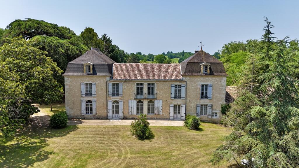 Дом с 7 спальнями в Жансак, Франция № 339225