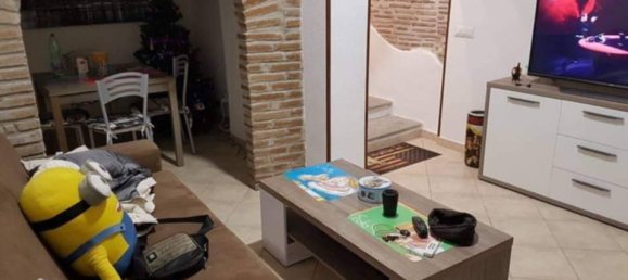 Квартира с 2 спальнями в Веллетри, Италия № 333589 8