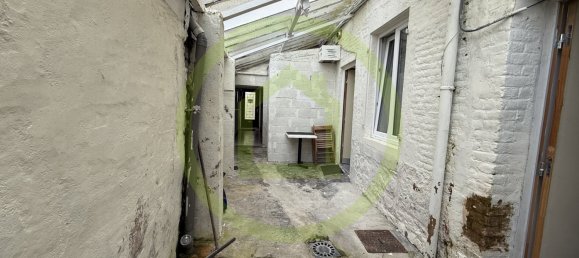 Edifício em Givet, France N.º 44287 9