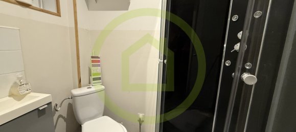 Edifício em Givet, France N.º 44287 10