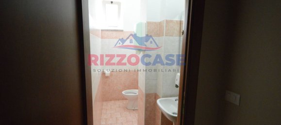 Коммерческая недвижимость 400м² в Корильяно Калабро, Италия № 172407 8