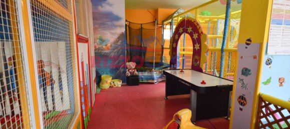 Коммерческая недвижимость 400м² в Корильяно Калабро, Италия № 172407 14