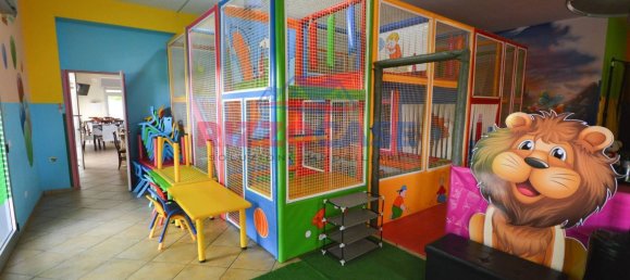 Коммерческая недвижимость 400м² в Корильяно Калабро, Италия № 172407 13