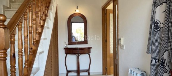 3 bedrooms Villa in Roses, Spain No. 161043 2