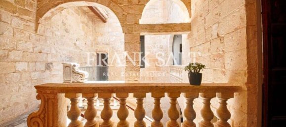 5 bedrooms Hotel in Valletta, Malta No. 2618 11