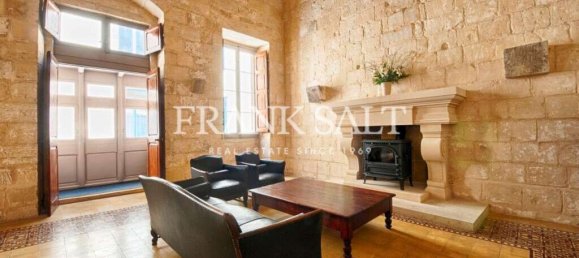 5 bedrooms Hotel in Valletta, Malta No. 2618 9