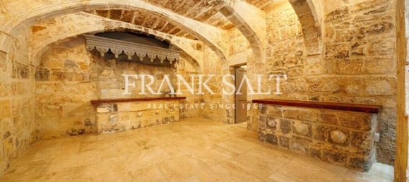 5 bedrooms Hotel in Valletta, Malta No. 2618 17