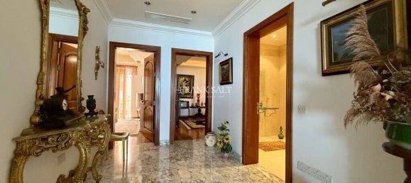 3 bedrooms Apartment in Swieqi, Malta No. 1663 7