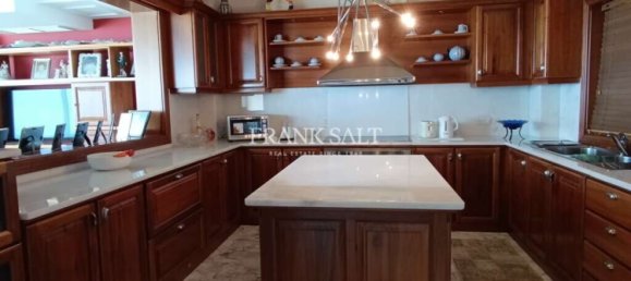 3 bedrooms Apartment in Swieqi, Malta No. 1663 5