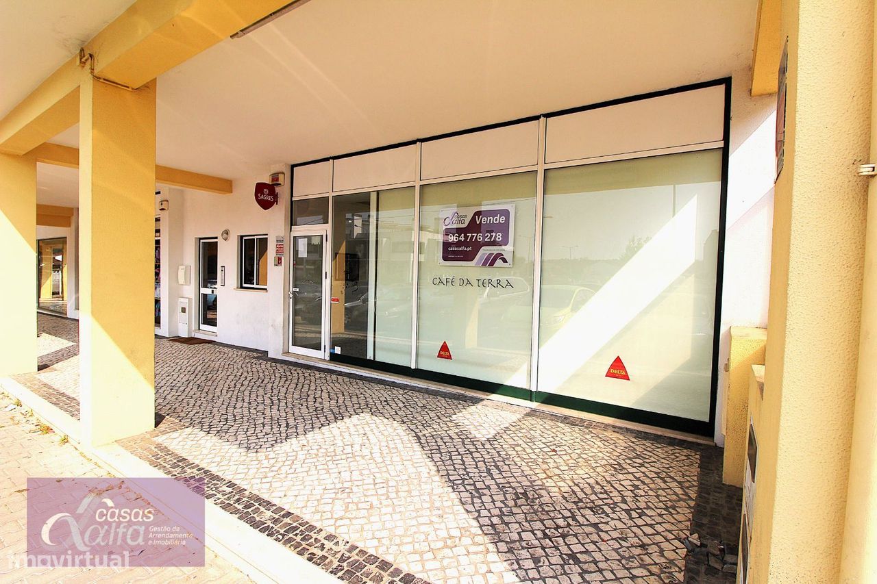 100m² Commercial property in Monte Redondo, Portugal No. 295789