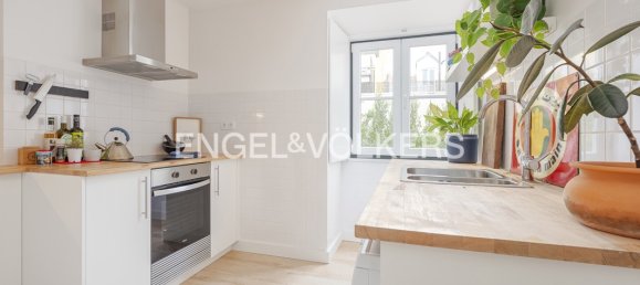 5 bedrooms House in Lisbon, Portugal No. 11065 14