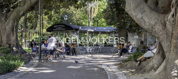 5 bedrooms House in Lisbon, Portugal No. 11065 25