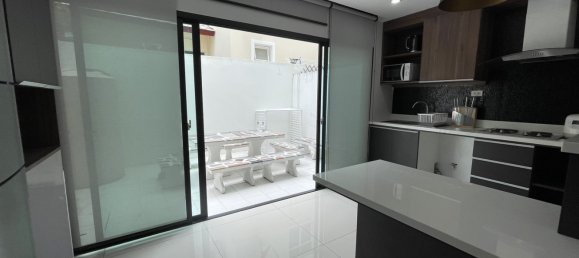 4 bedrooms Cafe / restaurant in Pattaya, Thailand No. 12718 15