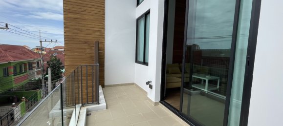 4 bedrooms Cafe / restaurant in Pattaya, Thailand No. 12718 13