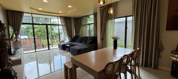 4 bedrooms Cafe / restaurant in Bangkok, Thailand No. 24833 5