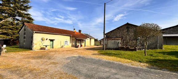 2 bedrooms House in Trelissac, France No. 95823 9