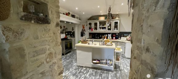 4 bedrooms House in Barjac, France No. 297654 2