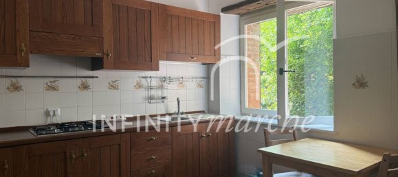 5 rooms House in Pioraco, Italy No. 292258 11