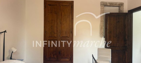 5 rooms House in Pioraco, Italy No. 292258 22