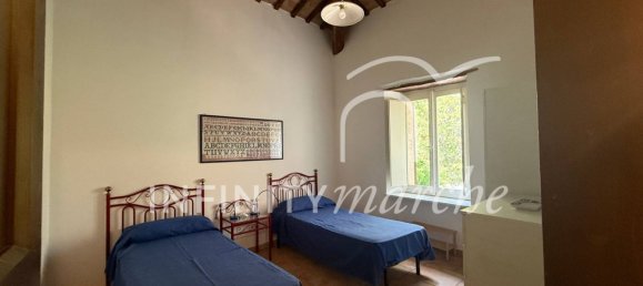 5 rooms House in Pioraco, Italy No. 292258 12