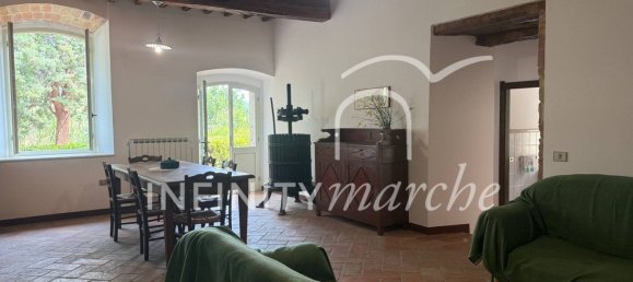 5 rooms House in Pioraco, Italy No. 292258 26