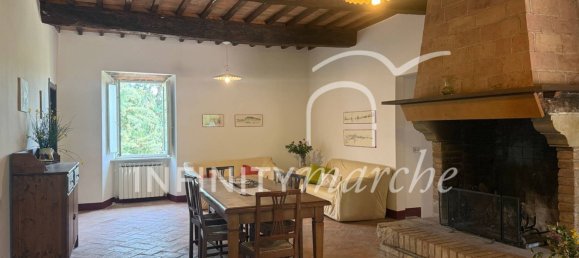 5 rooms House in Pioraco, Italy No. 292258 16