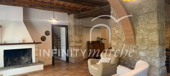 5 rooms House in Pioraco, Italy No. 292258 29