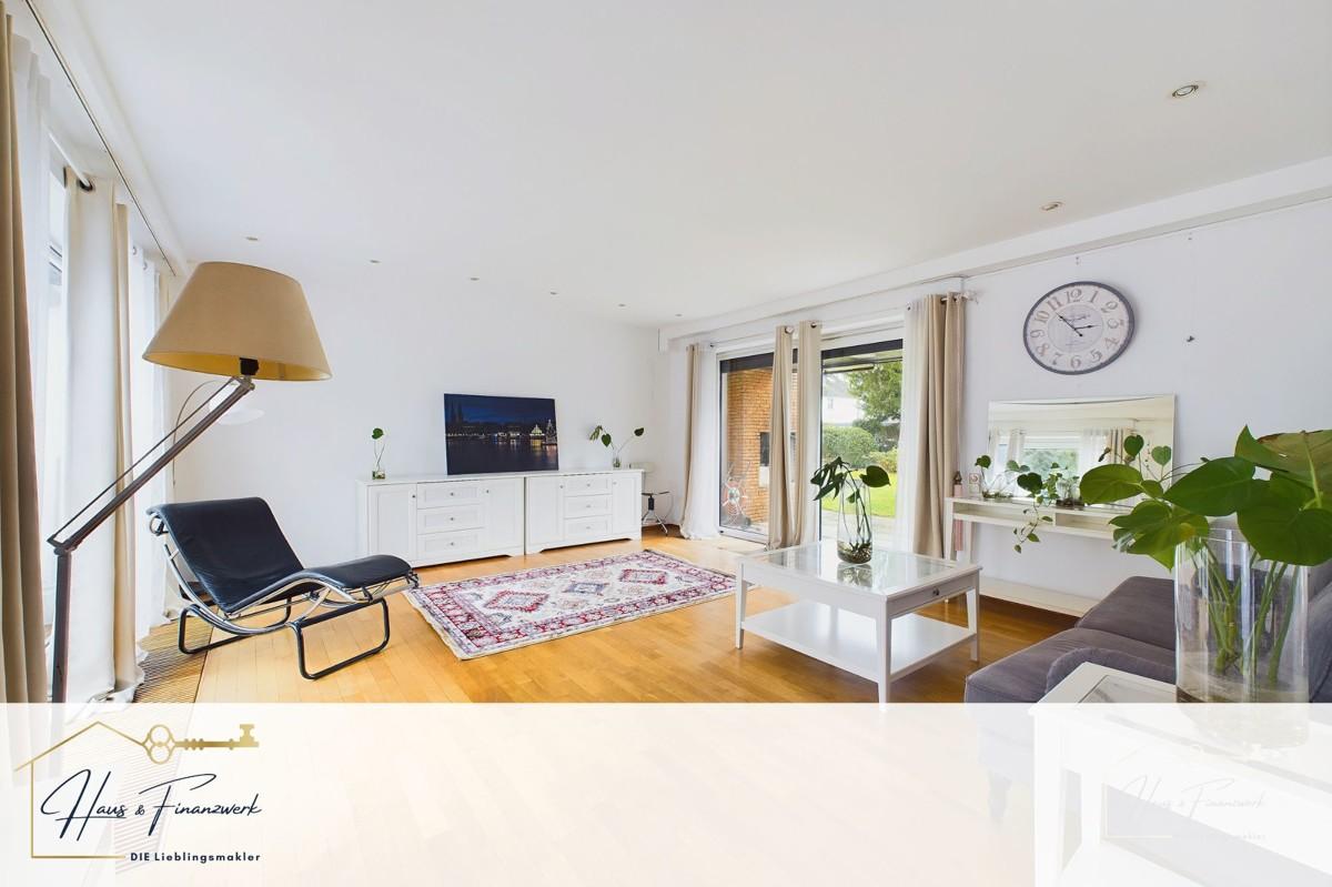 Bungalow de 5 dormitorios en Bergisch Gladbach, Germany No. 20600