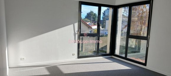 Apartamento de 1 dormitorio en Le Raincy, France No. 170160 3