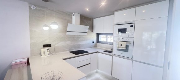 160m² Bungalow for sale in Guardamar del Segura, Alicante, Valencian Community, Spain № 365643 13