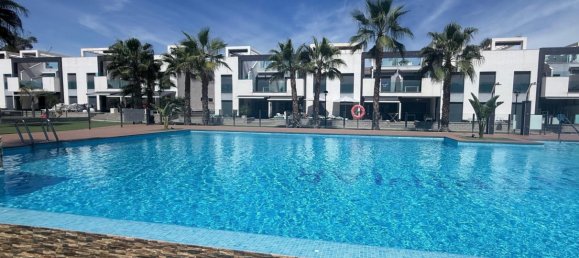 160m² Bungalow for sale in Guardamar del Segura, Alicante, Valencian Community, Spain № 365643 12