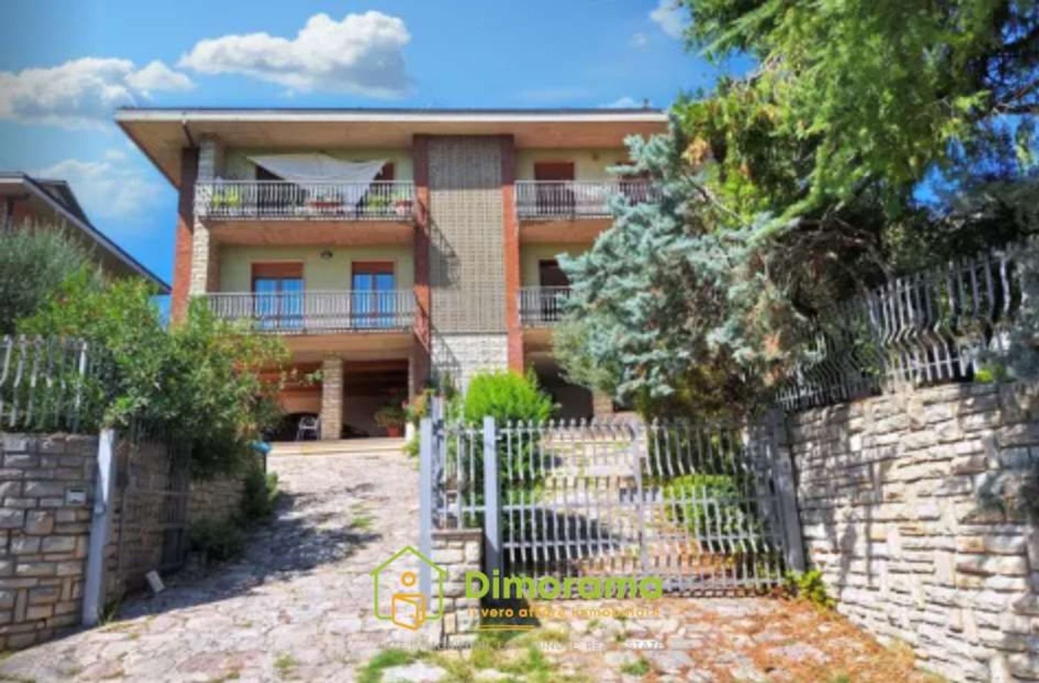 6غرفة شقة في Perugia, Italy رقم 42183