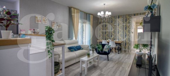 Apartamento T3 em Monterotondo, Italy N.º 53052 2