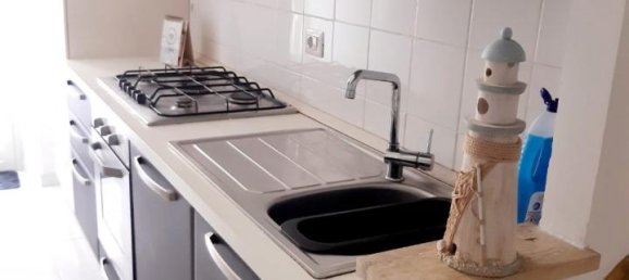 3 rooms Apartment in Anzio, Italy No. 224853 4